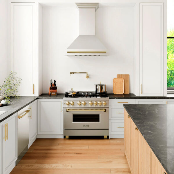 36 in. ZLINE Autograph Edition Stainless Steel Range Hood with Stainless Steel Shell and Handle (8654STZ-36) - Image 12