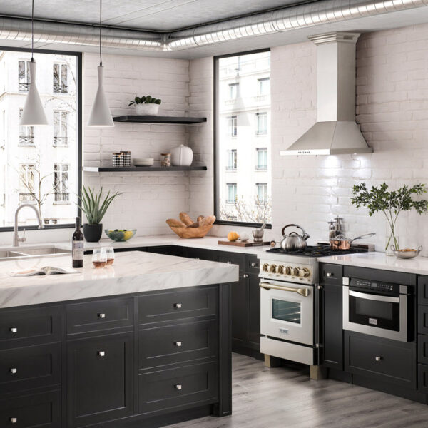 ZLINE Autograph Edition 24 in. 2.8 cu. ft. Dual Fuel Range with Gas Stove and Electric Oven in Stainless Steel with Polished Gold Accents (RAZ-24-G) - Image 13