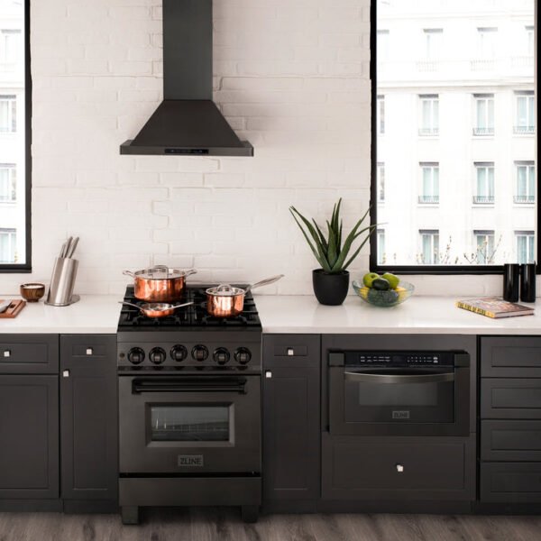 ZLINE 24 in. 2.8 cu. ft. Range with Gas Stove and Gas Oven in Black Stainless Steel (RGB-24) - Image 20