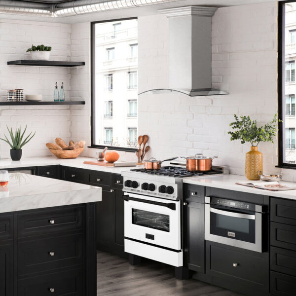 ZLINE Autograph Edition 30 in. 4.0 cu. ft. Dual Fuel Range with Gas Stove and Electric Oven in Fingerprint Resistant Stainless Steel with Matte Black Accents (RASZ-SN-30-MB) - Image 7