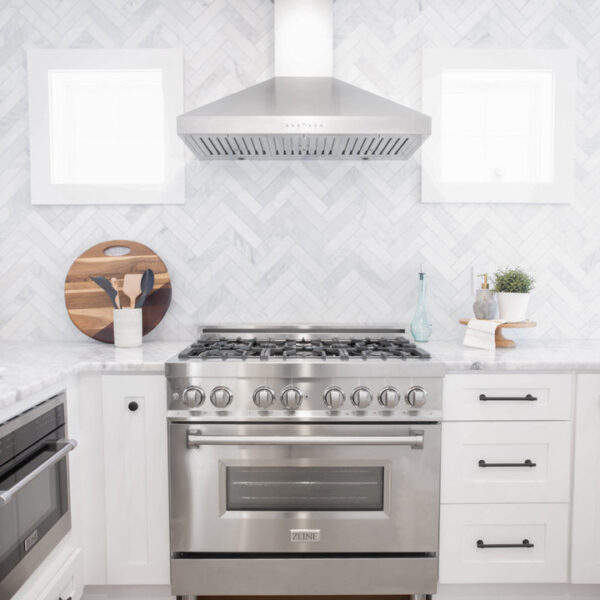 ZLINE Wall Mount Range Hood in Fingerprint Resistant Stainless Steel (8KL3S) - Image 3