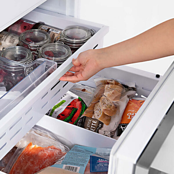 ZLINE 30 in. 16.1 cu. ft. Built-In 2-Door Bottom Freezer Refrigerator with Internal Water and Ice Dispenser in Stainless Steel (RBIV-304-30) - Image 14