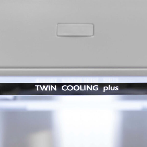ZLINE 30 in. 16.1 cu. ft. Built-In 2-Door Bottom Freezer Refrigerator with Internal Water and Ice Dispenser in White Matte (RBIV-WM-30) - Image 5