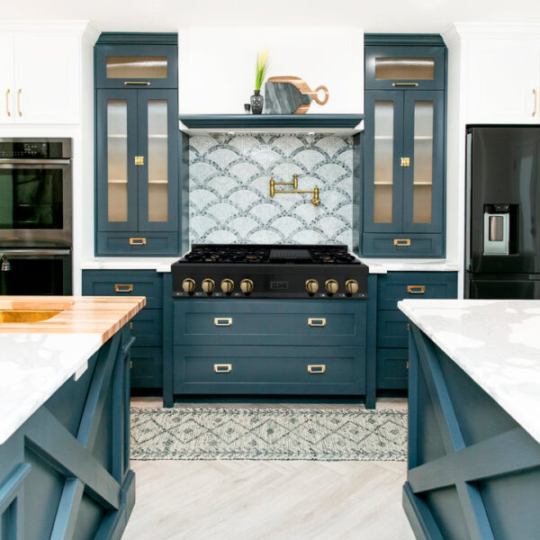 ZLINE Autograph Edition 48 in. Porcelain Rangetop with 7 Gas Burners in Black Stainless Steel and Champagne Bronze Accents (RTBZ-48-CB) - Image 12
