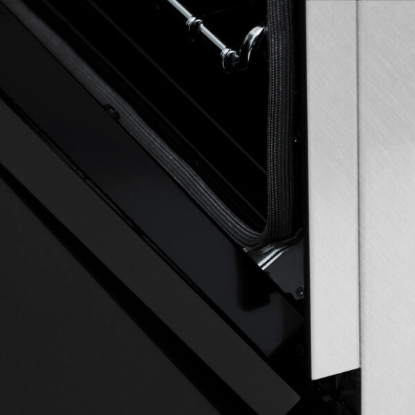 ZLINE 24 In. 2.8 cu. ft. Induction Range with a 3 Element Stove and Electric Oven in Stainless Steel with Black Matte Door (RAIND-BLM-24) - Image 8