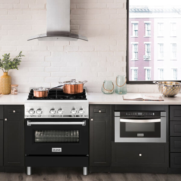 ZLINE 30 in. 4.0 cu. ft. Dual Fuel Range with Gas Stove and Electric Oven in Stainless Steel with Black Matte Door (RA-BLM-30) - Image 19